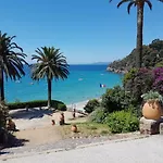 빌라 Adriandre Le Rayol-Canadel-sur-Mer