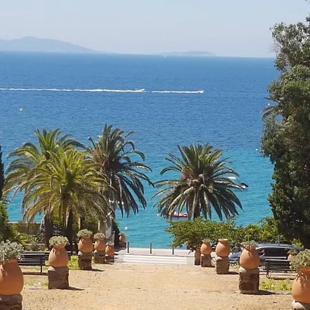 Adriandre Le Rayol-Canadel-sur-Mer